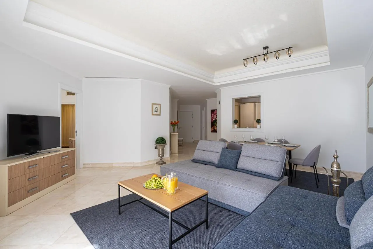 Higuests - Luxurious 1Br In Palms With Private Beach Access Dubai 0*,  Emirati Arabi Uniti